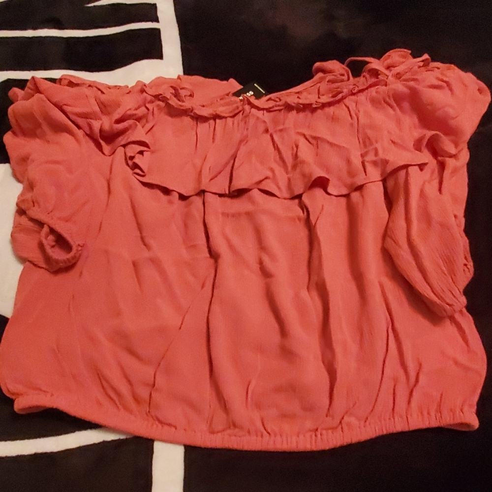 Balloon sleeve express top